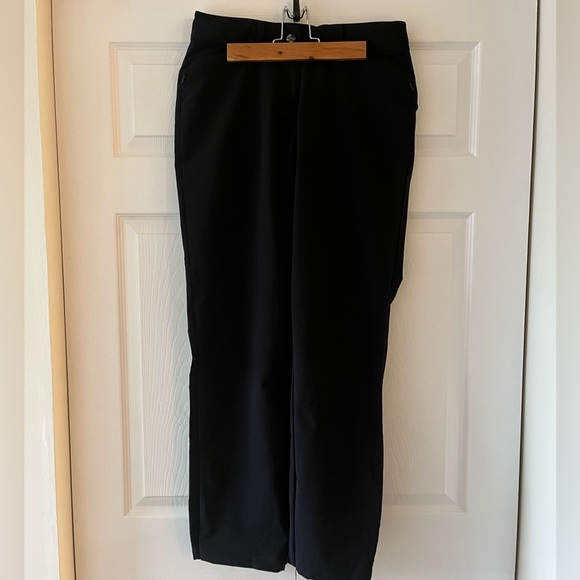 Lolë black pants ✨EUC✨ - Picture 2 of 10